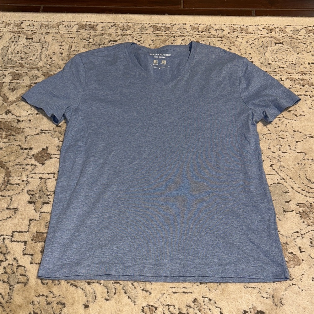 Banana Republic Heather Blue V-Neck Tee